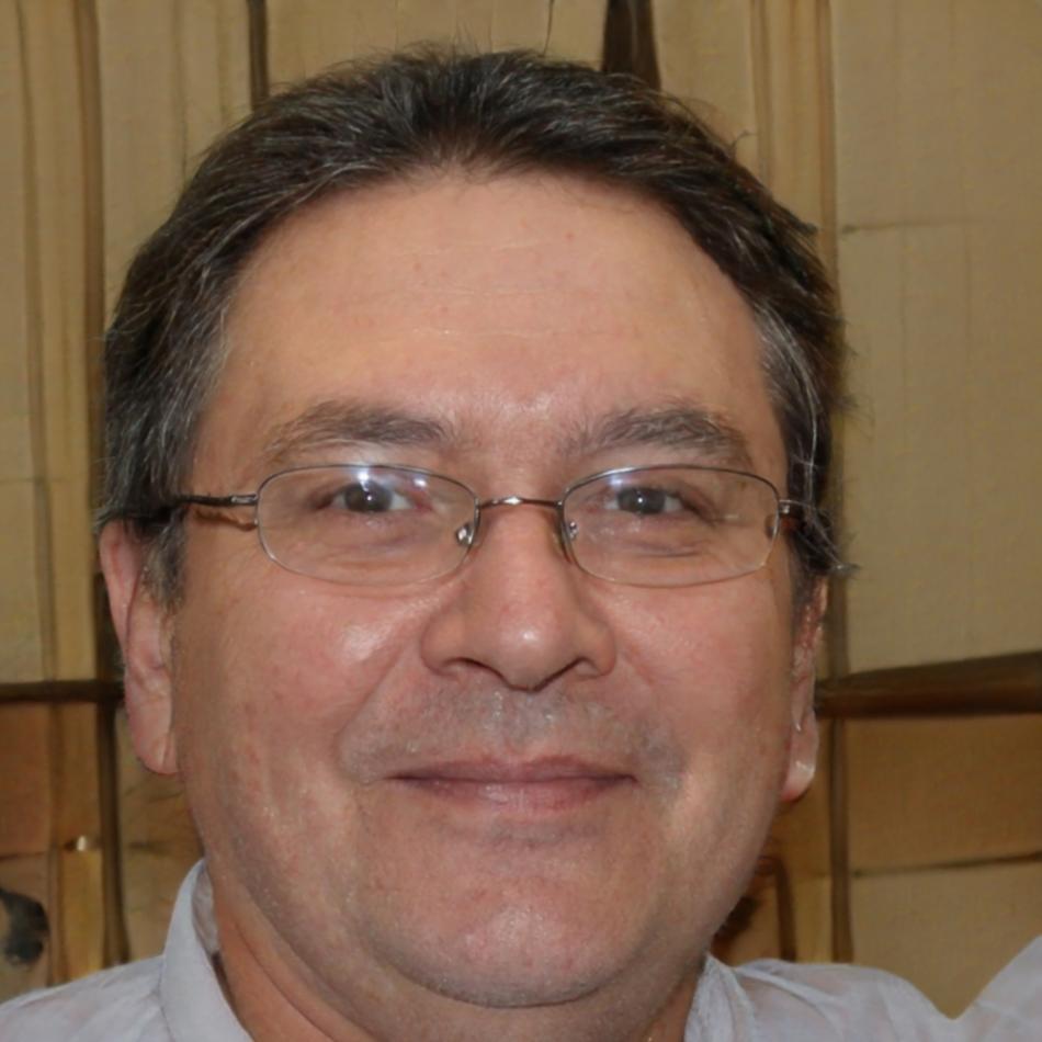 Instructor especializado en metodologías financieras innovadoras